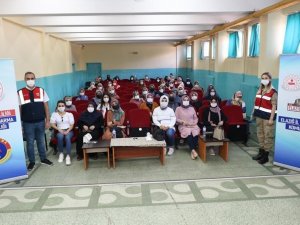 Elazığ’da ‘En İyi Narkotik Polisi Anne’  projesi