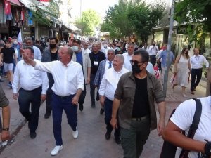 Muharrem İnce: “Muharrem İnce’ye oy verdiğinizi her yerde söylemeyin, valla sizi partiden atarlar”