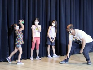 Menteşe Belediyesi tiyatro kursları başladı