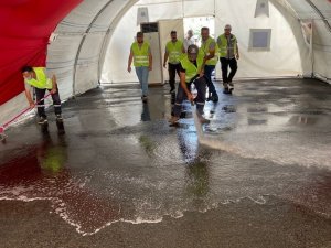 Bağlar’da ’Bir gün değil, 365 gün temizlik’ sloganıyla yaşam alanları temiz tutuluyor