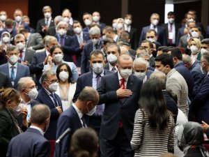 Cumhurbaşkanı Erdoğan: “Avare kasnak gibi dolaşanlara bu memleketi teslim edemeyiz”