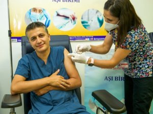 Ankara İl Sağlık Müdürü Akelma: “Halihazırda bizim hedef nüfusumuzun yüzde 68’i en az bir doz aşısını olmuş durumda”