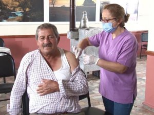 İstanbul’un köylerinde korona virüs aşılaması devam ediyor