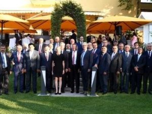 Alman Büyükelçi Schultz, TOBB Başkanı Hisarcıklıoğlu’na Devlet Nişanı takdim etti