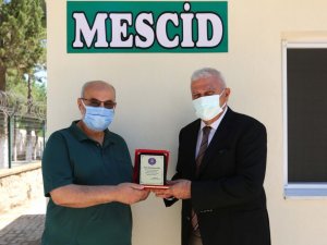 Kemer Mezarlığı hayırsever vatandaşın desteği ile mescide kavuştu