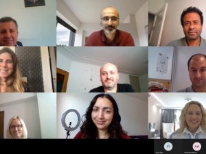 İzmir Demokrasi Üniversitesinin sıfır atık projesi için bir araya geldiler