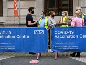 İngiltere’de son 24 saatte 35 bin 707 vaka