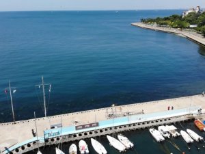 Müsilajsız Caddebostan Sahili havadan görüntülendi