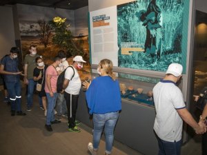 Özel gereksinimli öğrenciler Arkeoloji Müzesini gezdi