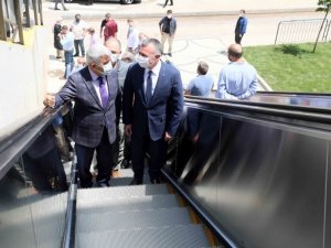 Hastalara büyük kolaylık sağlayacak üst geçit tamamlandı