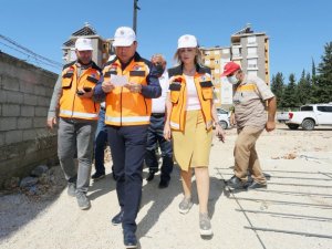 Tütüncü, belediye çalışmalarını yerinde inceledi