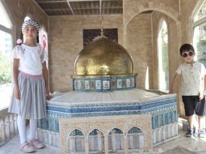 Minia Kudüs tırına yoğun ilgi