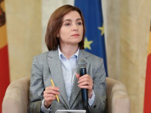 Moldova’daki erken genel seçimi Cumhurbaşkanı Sandu’nun partisi önde götürüyor