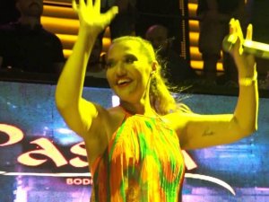 Demet Akalın, Bodrum’u salladı