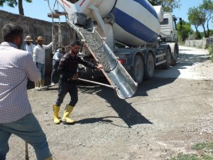 Posof beton yol ile tanıştı