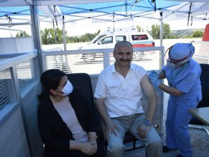 Edirne Valisi Canalp’tan gurbetçilere aşı çağrısı