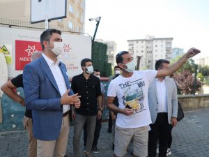 Kartal Belediyesi’nin yol yapım seferberliği devam ediyor