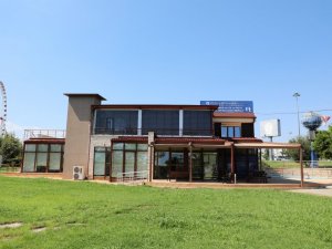 Alzheimer hastalarının buluşma yeri Mavi Ev yeniden hizmete açıldı