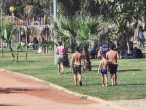 Kuşadası Adagöl mesire alanı yoğun ilgi görüyor