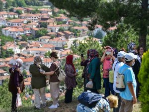 Büyükşehir’in kent gezileriyle yerel ekonomi canlanıyor