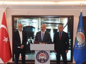 Bakan Karaismailoğlu: "Türkiye işçisinin emeğiyle, milletinin azmiyle kalkınacak”