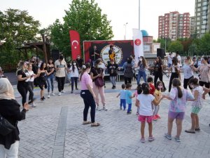 Keçiören’de festival havasında park konserleri