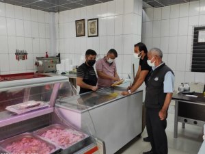 Hakkari’de kasaplar denetlendi