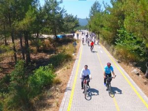 Türkiye’de ilk defa ‘Telafidebendevarım’ şarkısını seslendirdiler
