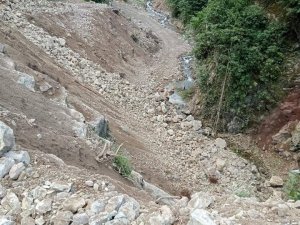 Taş ocağında korkutan patlama