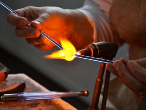 Çöpten vitrine camın serüveni