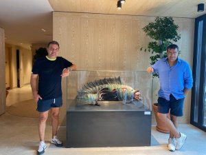 Ahmet Güneştekin Mgallery The Bodrum’daki eserleri inceledi