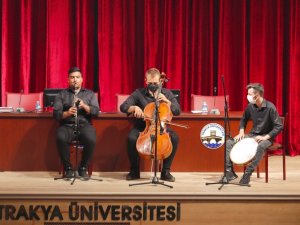 Edirne’de 15 Temmuz kahramanlık türküleri seslendirildi