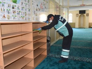 Şahinbey’de camiler bayrama hazırlanıyor