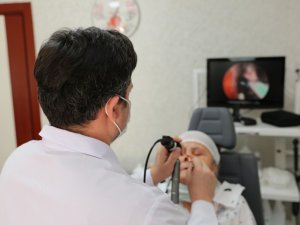 Son aylarda Hindistan’da daha sık görülen ve burunda gelişen “Kara mantar hastalığı”ndan başarılı operasyonla kurtuldu