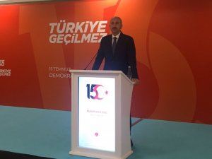 Bakan Gül: “Tarih Türk yargısının darbecilere karşı vermiş olduğu onurlu mücadeleyi asla unutmayacaktır”