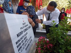 15 Temmuz Şehidi Eker’in annesinin ağıtları yürekleri dağladı