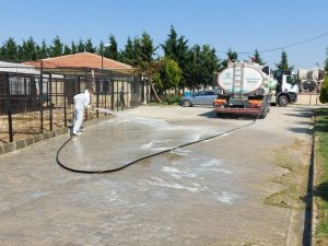 Dezenfeksiyon çalışmaları hız kesmeden sürüyor