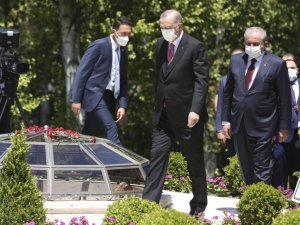 TBMM Başkanı Şentop: “FETÖ aparatı yerinden söküldükçe Türkiye milli hedeflerine daha emin ve kararlı adımlar atmaya başlamıştır”