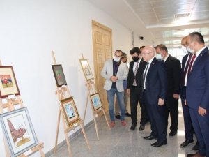 Üniversitede “15 Temmuz Karma Sergisi” açıldı