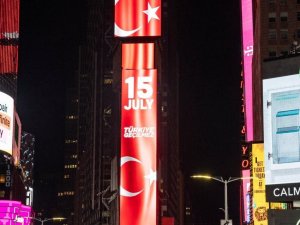 ABD’de 15 Temmuz darbe girişimi Times Meydanı’nda anlatıldı