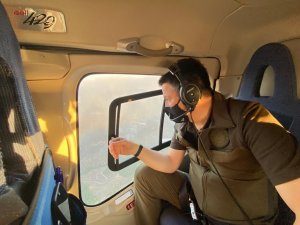 Bakan Pakdemirli yangın bölgesini havadan inceledi