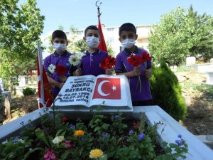 Kartal’da 15 Temmuz Demokrasi Ve Milli Birlik Günü anma programı düzenlendi