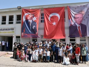 Bağlar Belediyesi ihtiyaç sahibi çocuklar ve aileleri bayram öncesinde sevindirmeye devam ediyor