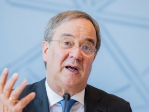 Kuzey Ren Vestfalya Başbakanı Laschet: "Yüzyılın fırtınası ülkemizi vurdu"