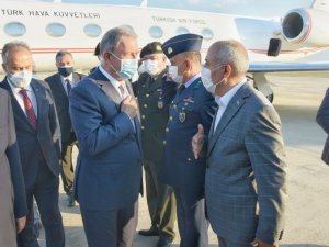 Bakan Akar: "Ordumuz görevlerini başarıyla icra etmektedir"