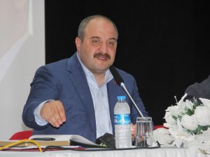 Bakan Varank: “İnsansız hava araçlarını gemiye indirip kaldırabilen tek ülke olacağız”
