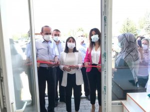 Çavdarhisar’da çini sergisi açıldı