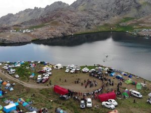 Terörden arındırılan Cilo Sat Buzul Gölleri festival alanına dönüştü