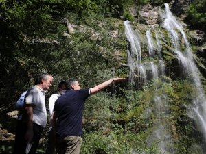Vali Atay, Saklıkent Şelalesini inceledi