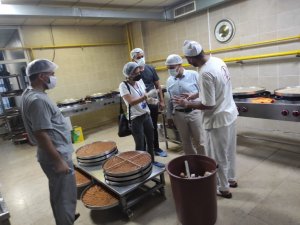 Bağlar Belediyesinden tatlı imalathanelerine bayram denetimi